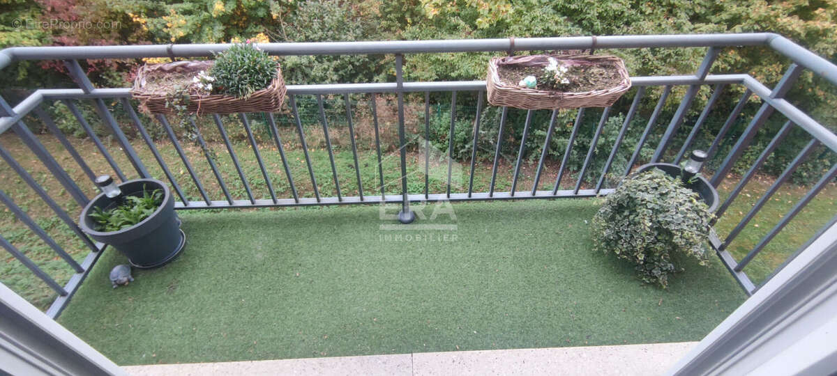 Appartement à AVION