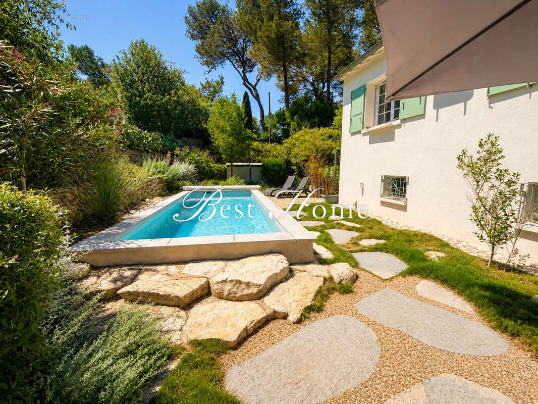 Maison à NIMES