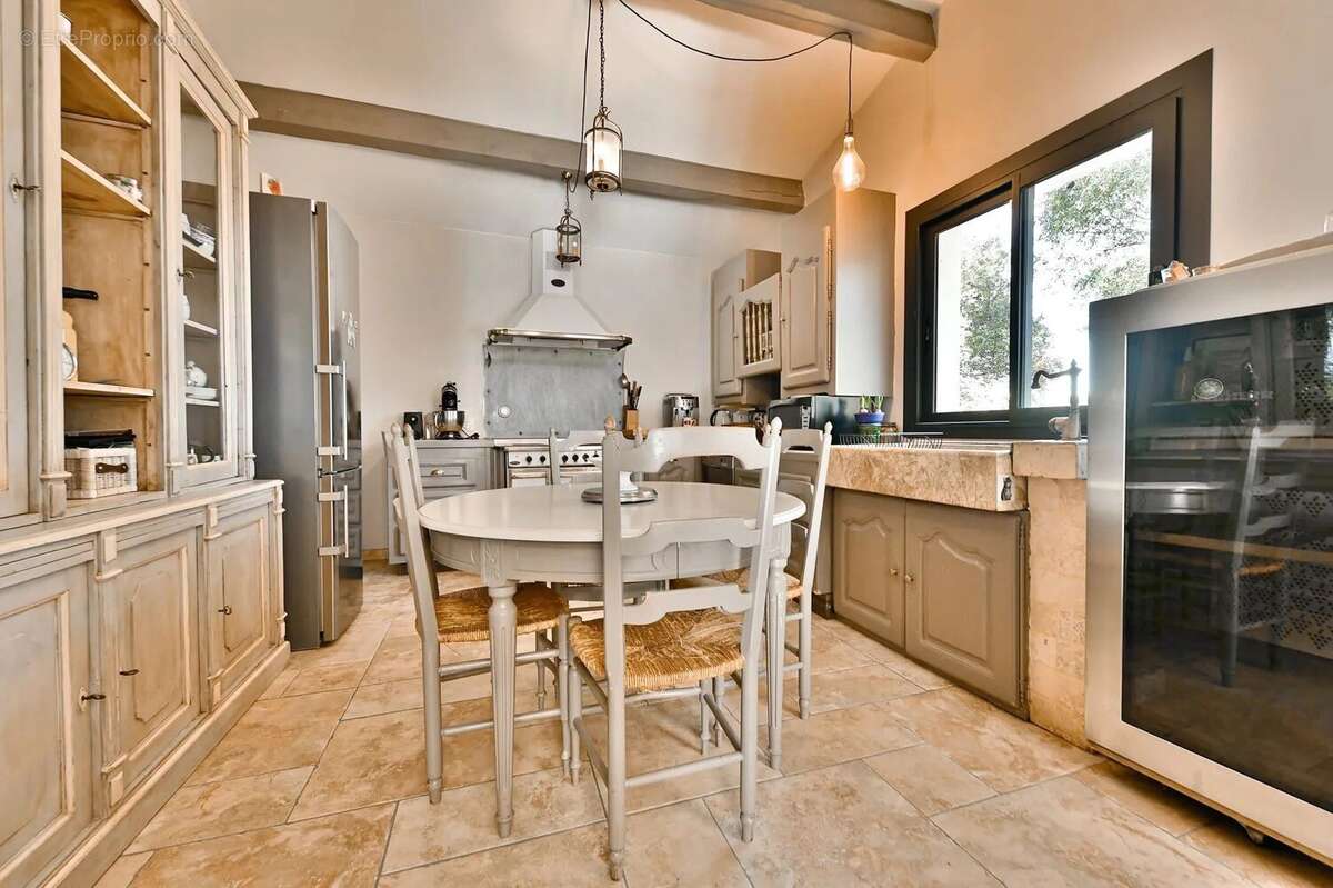 Maison méridionale de 175 m² située à 8 km d'Uzès - photo 9