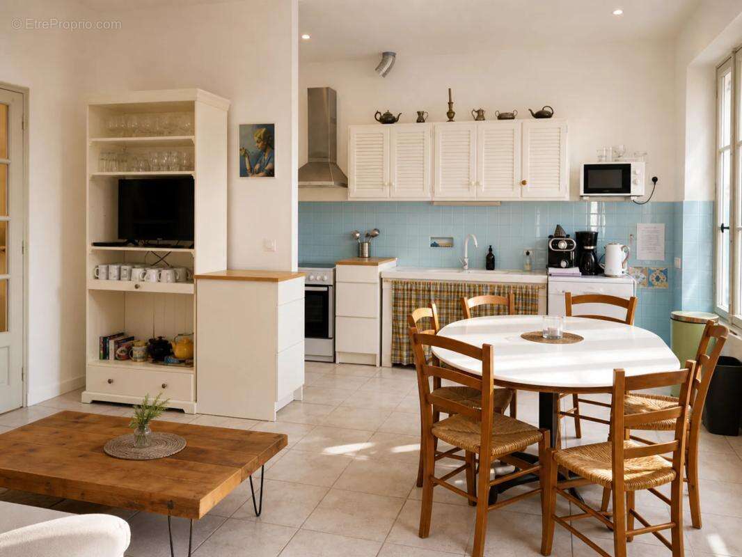 Propriété 2 maisons grand jardin gare a pied 191m²+206m² - photo 6