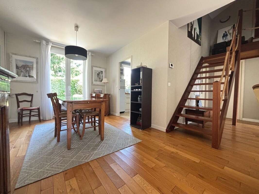 Maison à SAINT-GERMAIN-LES-CORBEIL