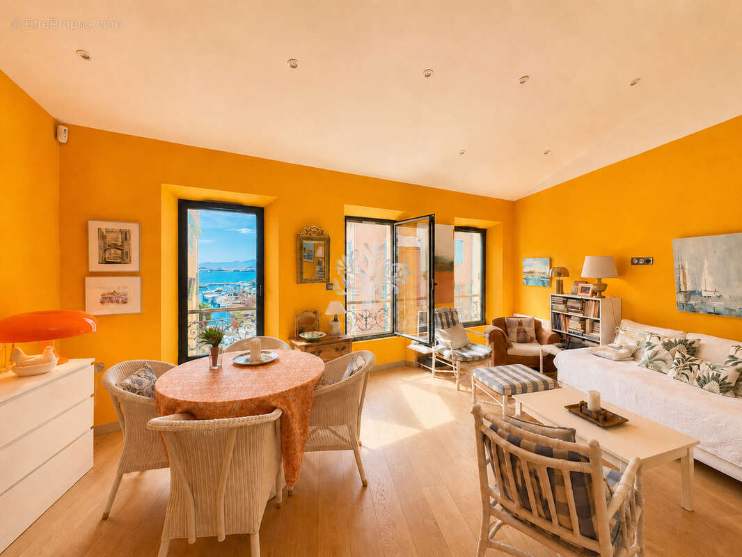 Appartement à SANARY-SUR-MER