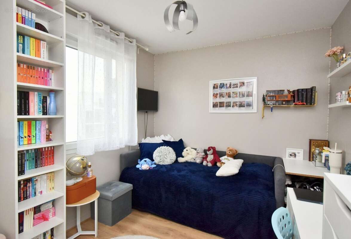 Appartement à GENNEVILLIERS