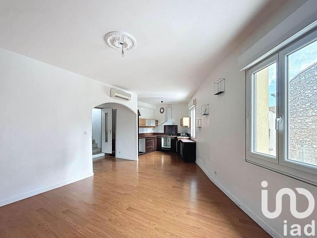 Photo 5 - Maison à SAINT-LAURENT-DE-LA-SALANQUE