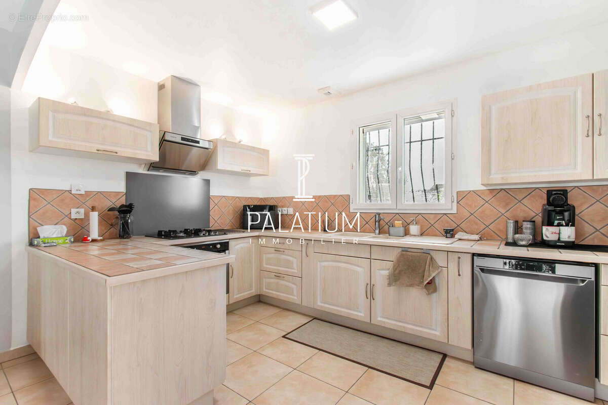 Maison à SAINT-JULIEN