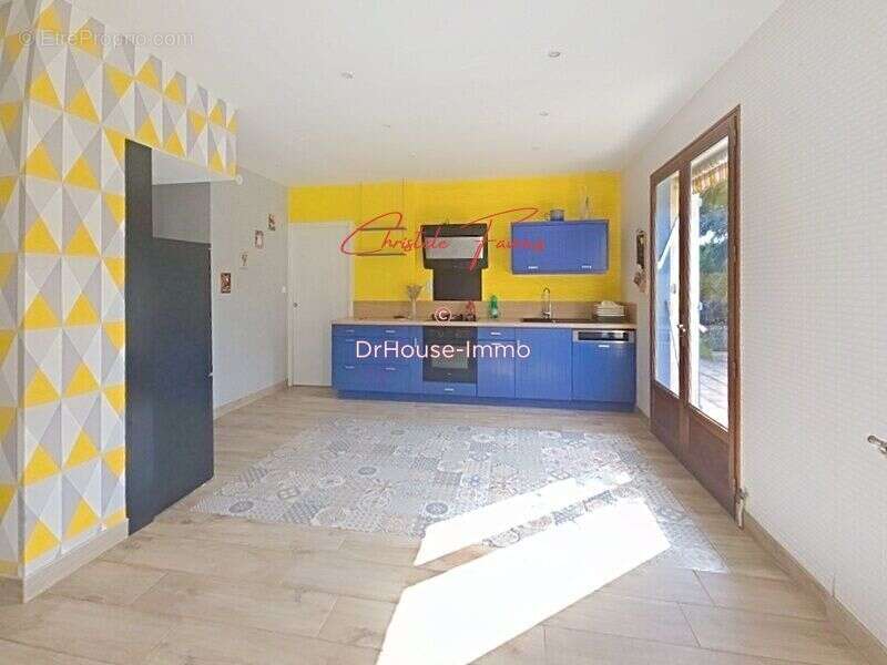 Maison à LA BAZOUGE-DU-DESERT