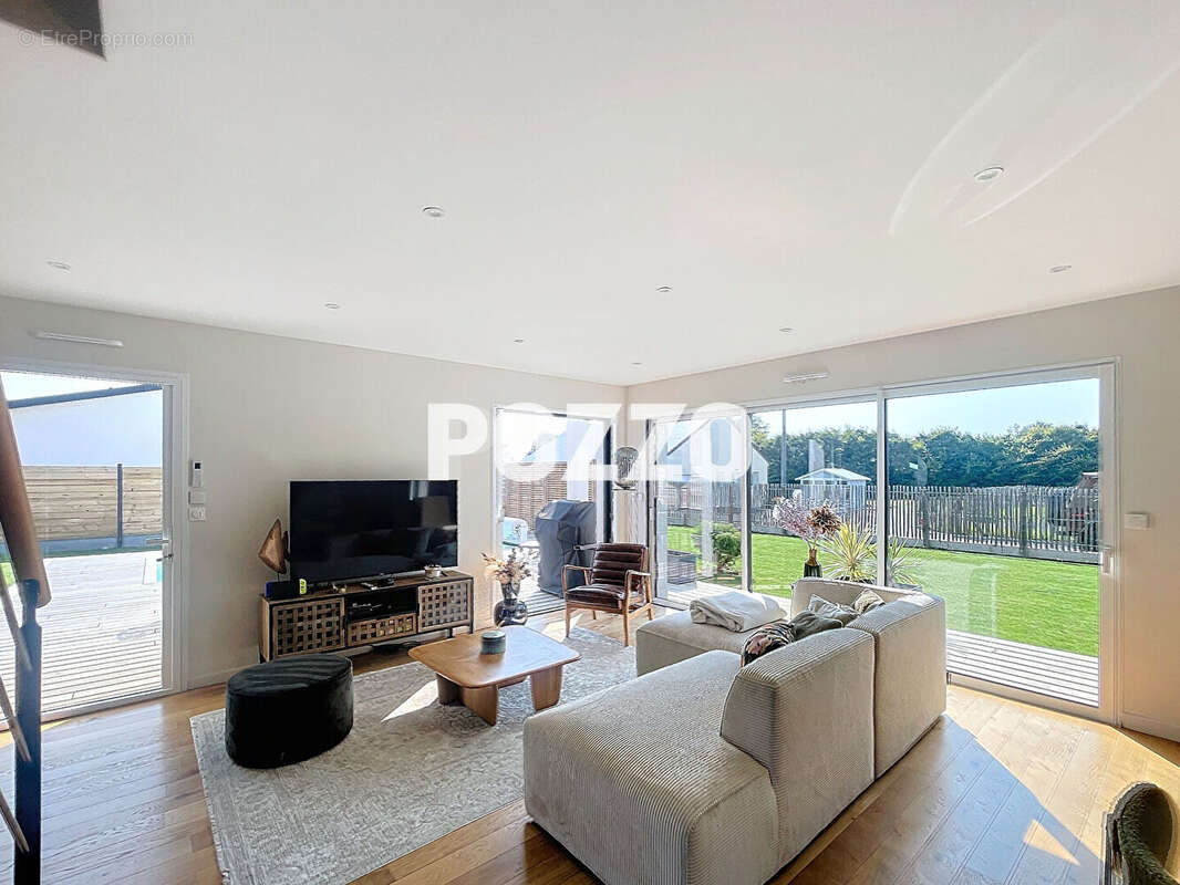 Maison à SAINT-PAIR-SUR-MER