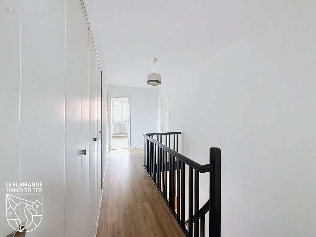 Pavillon individuelle sur 1153m2 de terrain - bel emplacement - photo 10