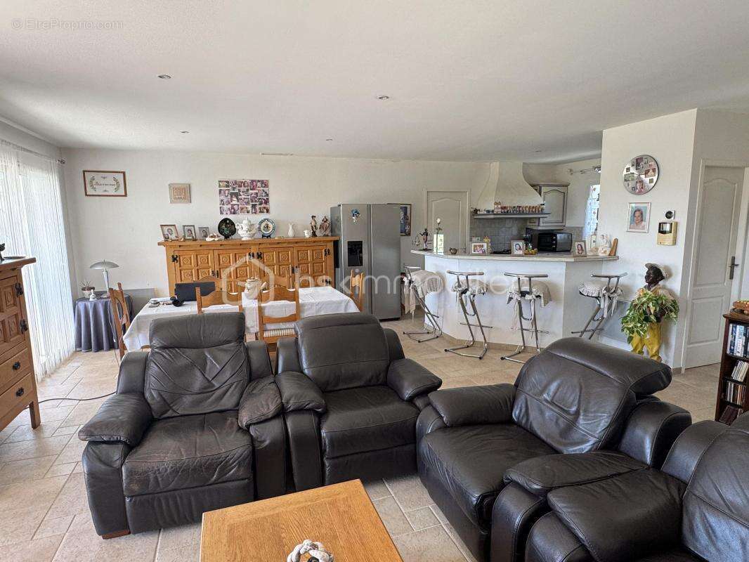 Maison à CONILHAC-CORBIERES