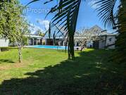 Maison à PETIT-BOURG