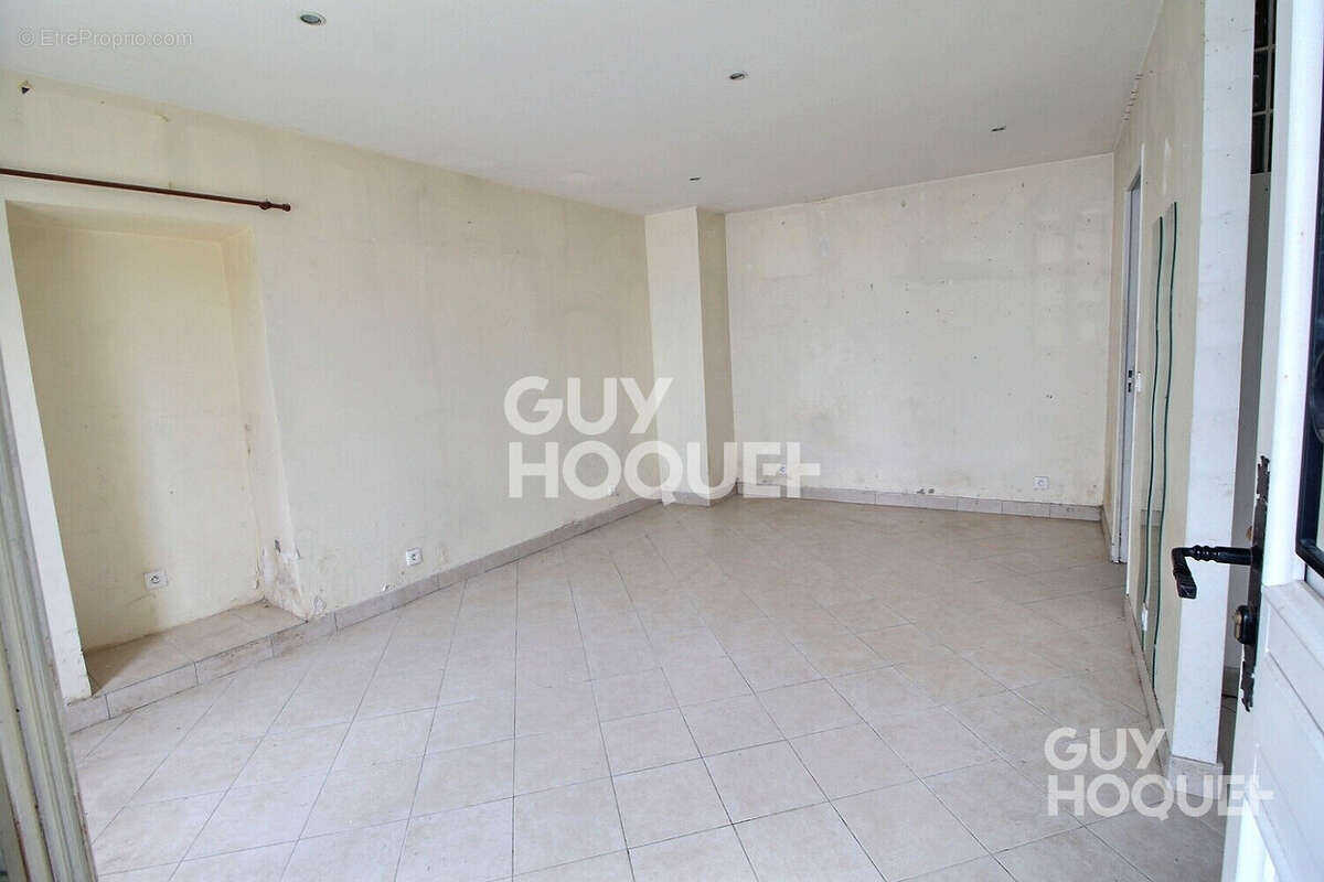 Appartement à CHAVILLE