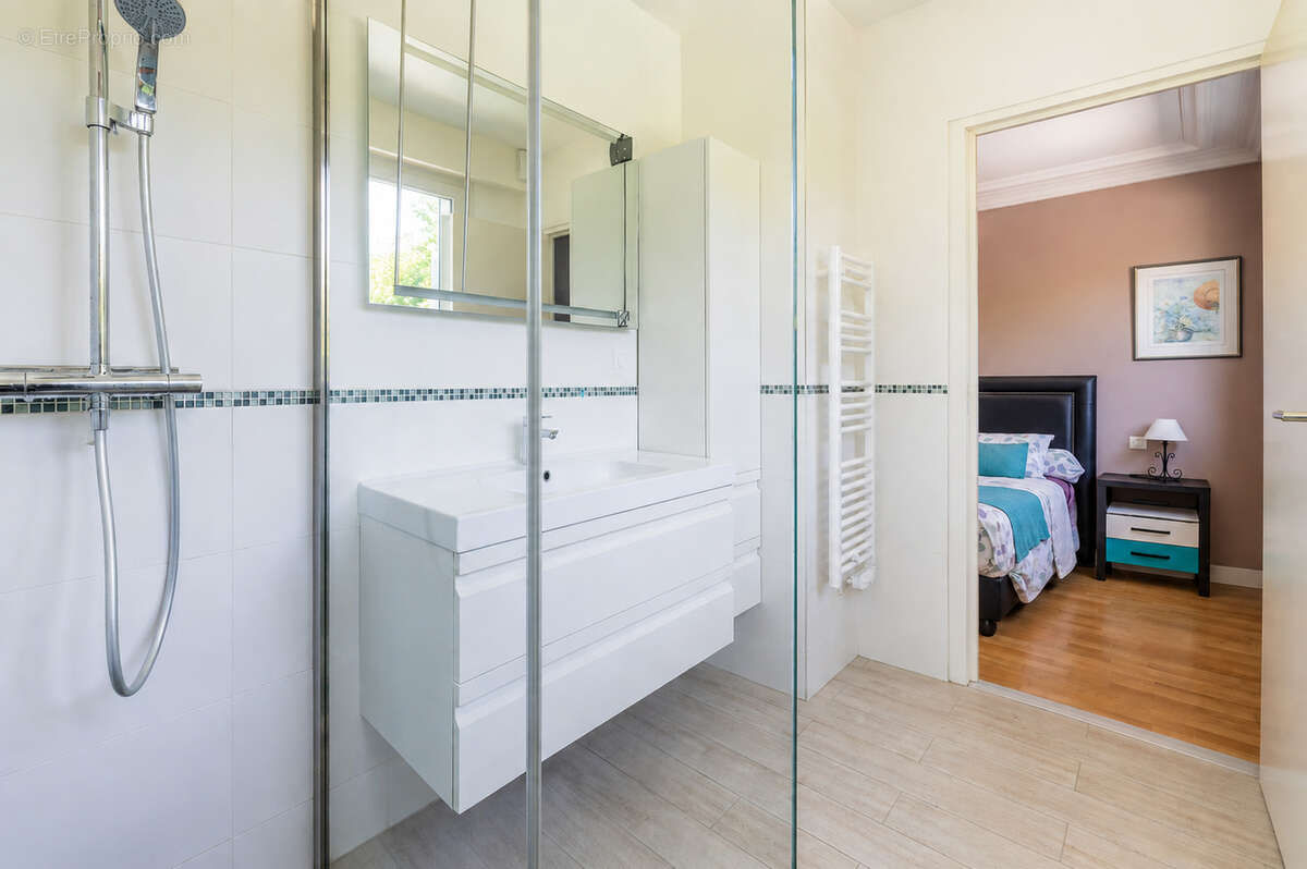 Maison 237m² à verrières-le-buisson - photo 10