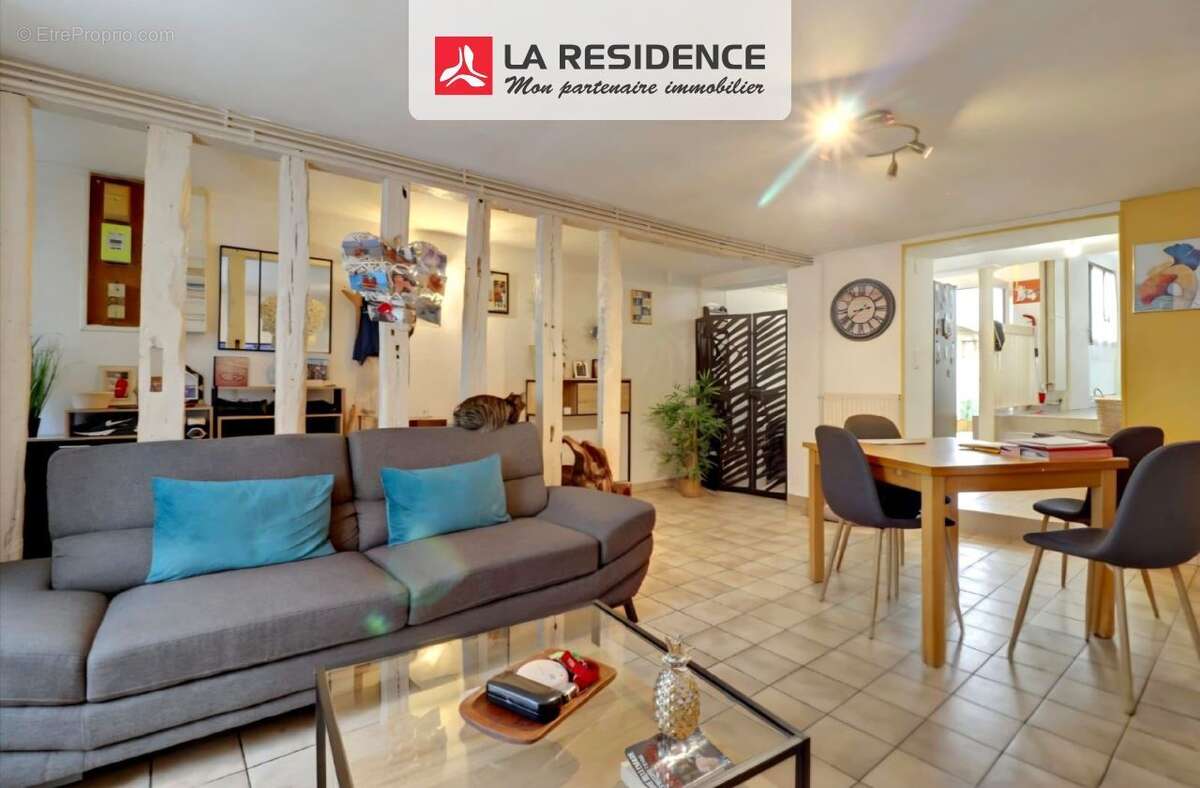 Maison à EZY-SUR-EURE