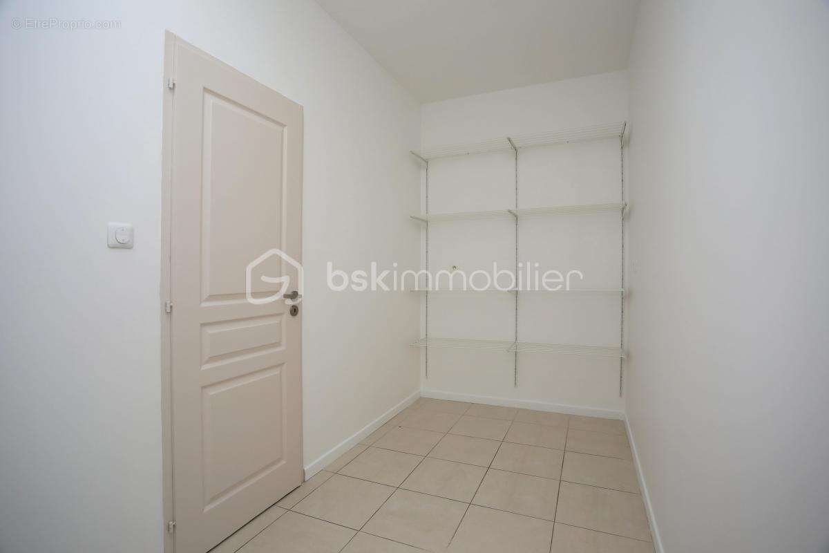 Maison à PAREMPUYRE