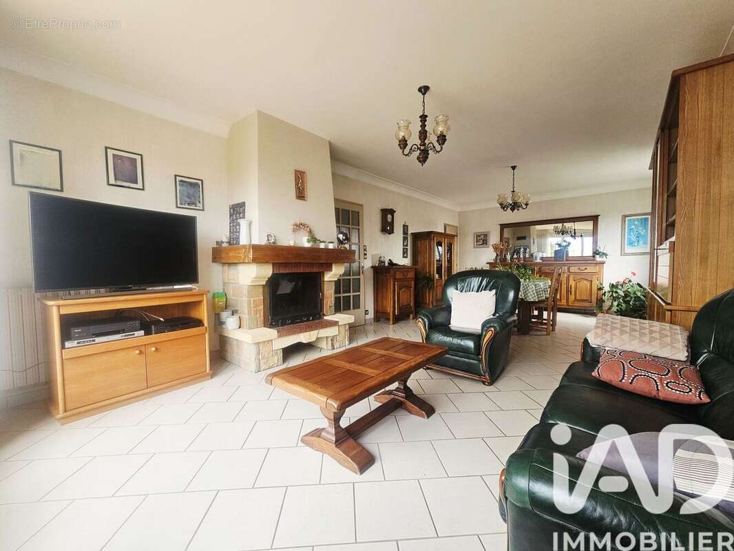 Photo 2 - Maison à BOUSSAY