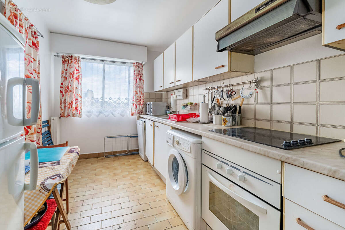 Appartement à PARIS-19E