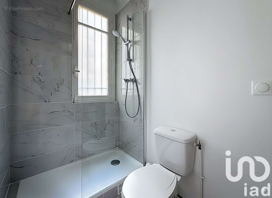 Photo 3 - Appartement à PARIS-15E