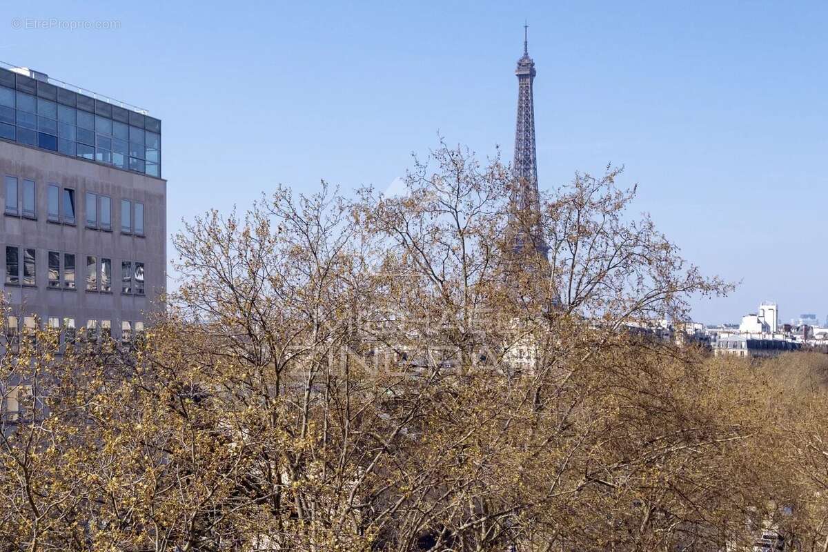 Appartement à PARIS-7E