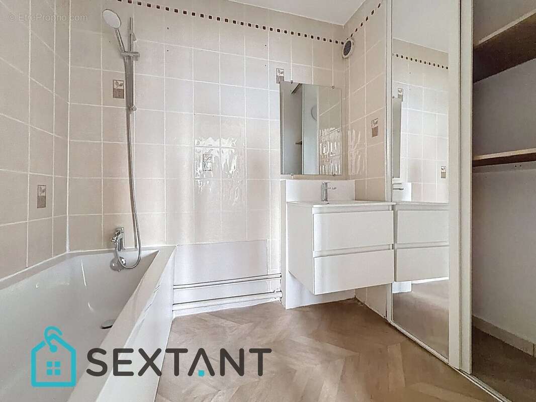 Appartement 81 m2 trois chambres. - photo 7
