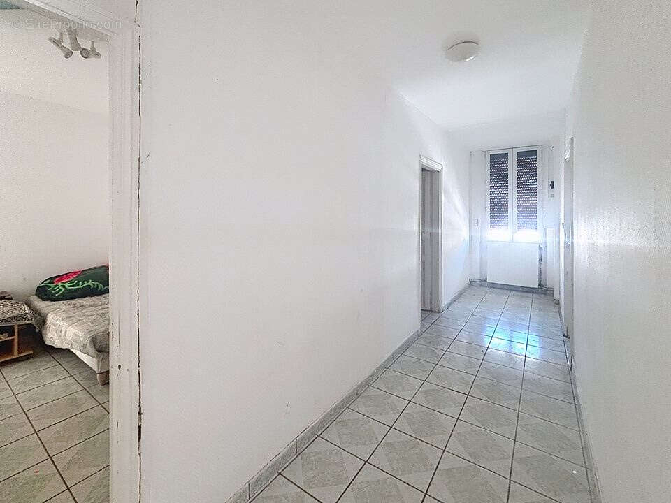 Maison avec double habitation pour investisseur - photo 12