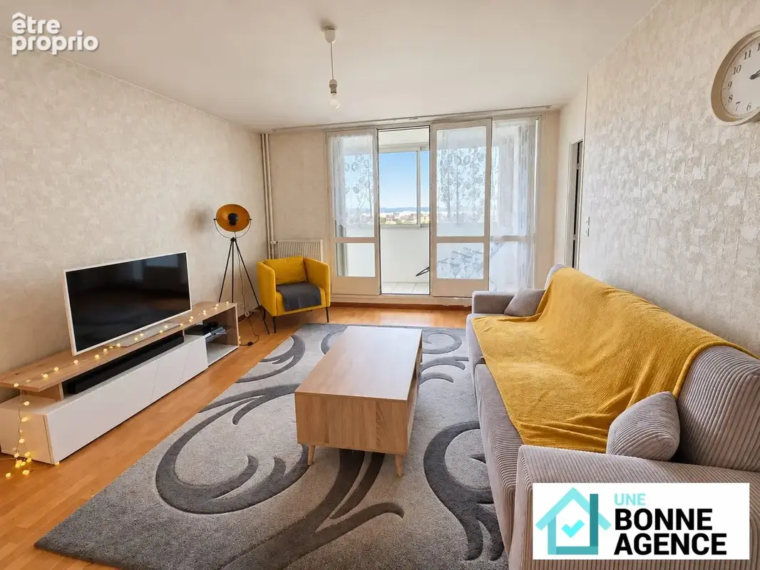 Appartement à SAINT-PIERRE-DES-CORPS
