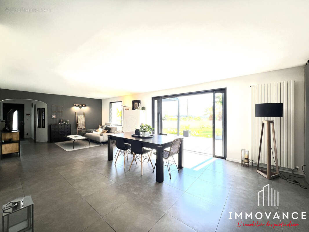 Maison à SAINT-DREZERY