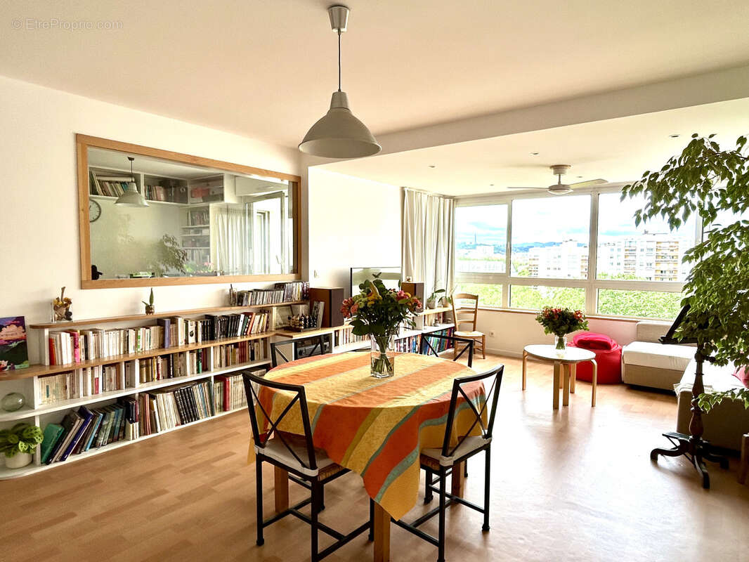 Appartement à VILLEURBANNE