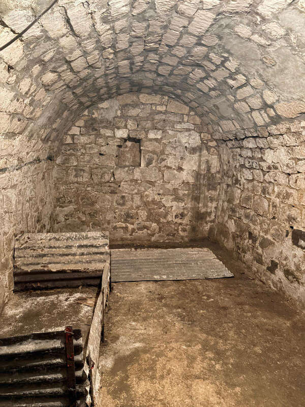 Maison à CRECY-SUR-SERRE