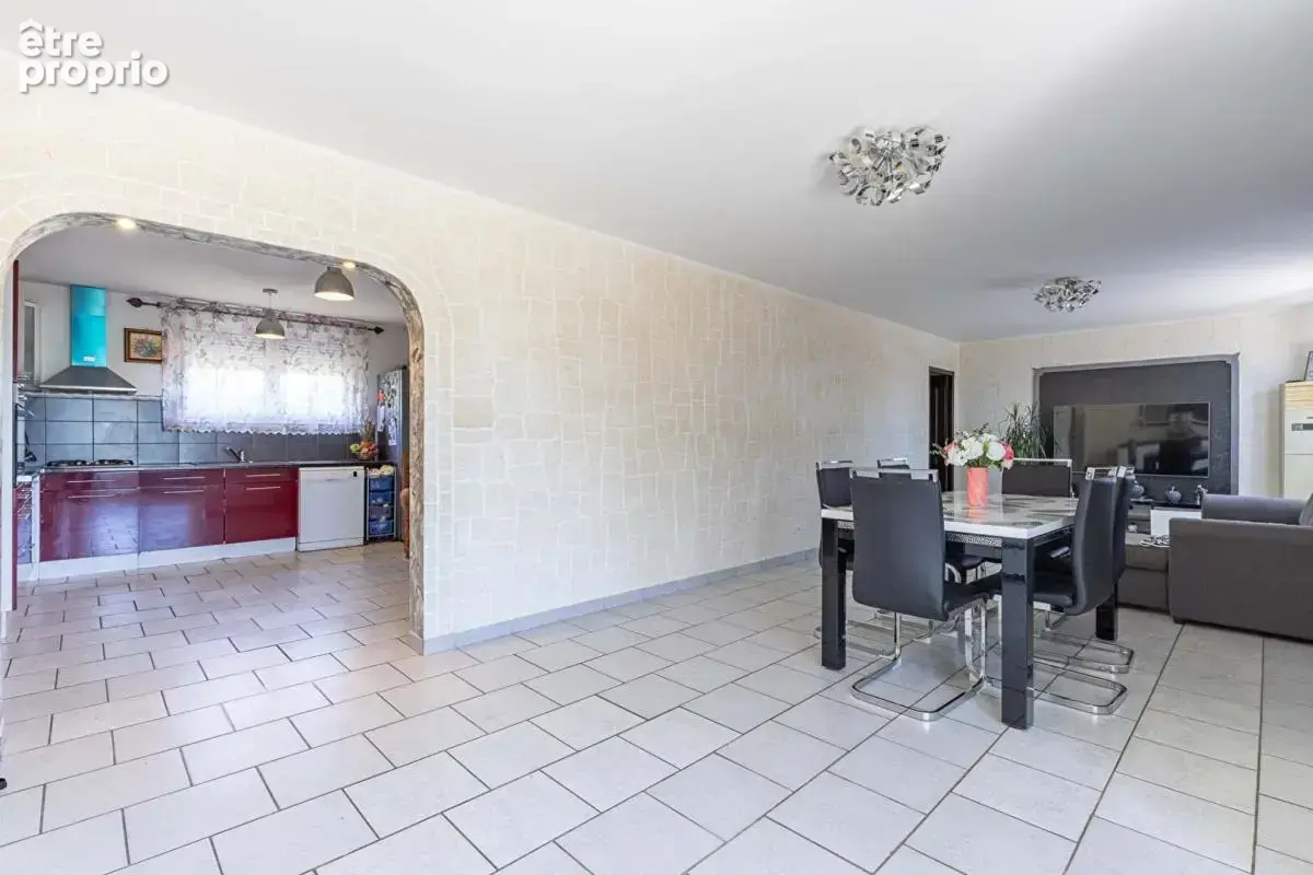 Maison Romorantin Lanthenay 6 pièce(s) 127 m2 - photo 4