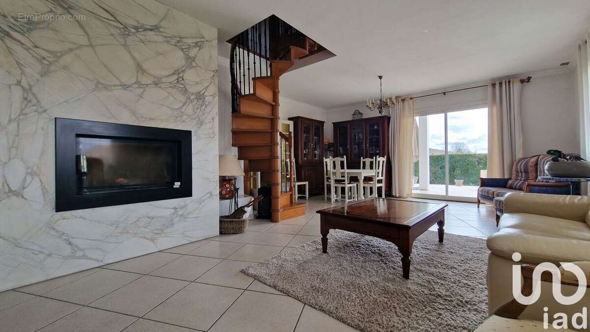 Photo 4 - Maison à PAREMPUYRE