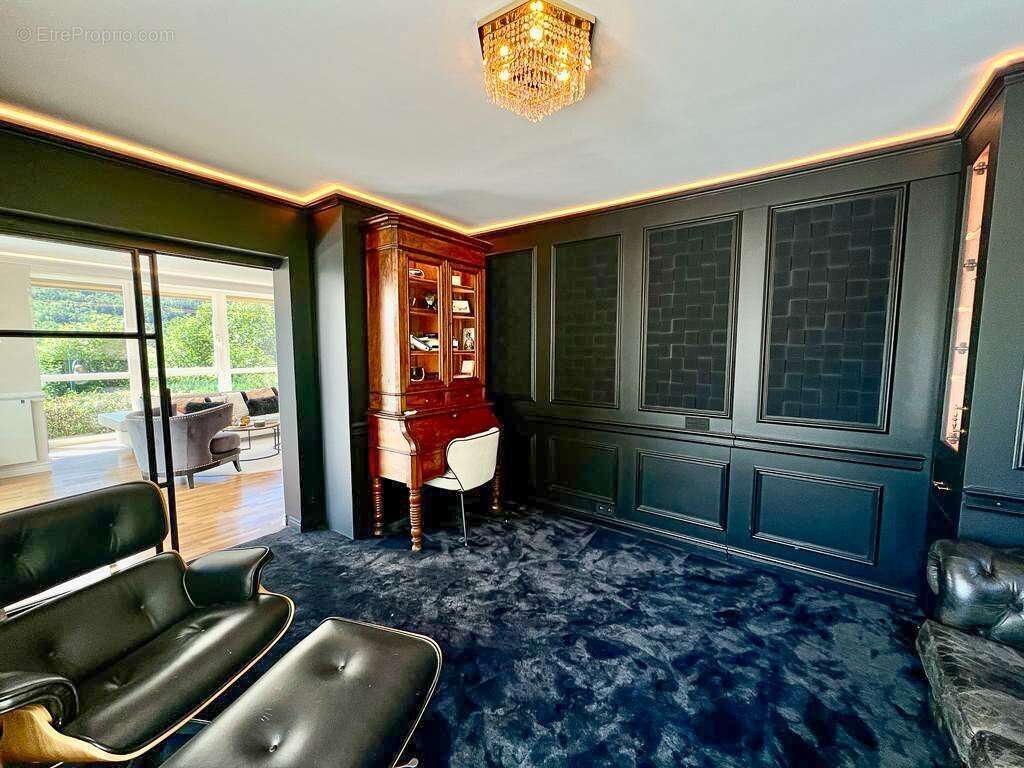 Maison à MENTHON-SAINT-BERNARD