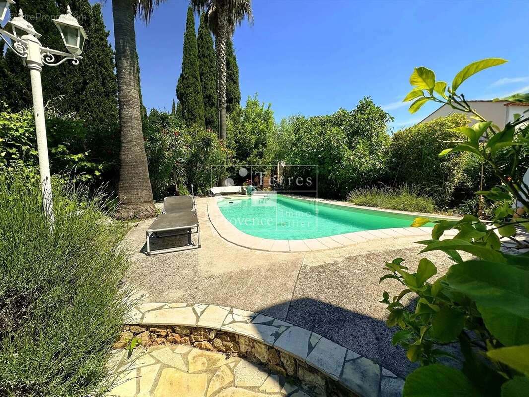 Maison à FREJUS