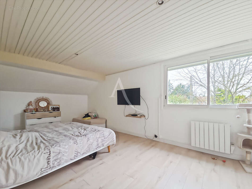 Maison Mousseaux Sur Seine 8 pièce(s) 175 m²- 6 chambres - photo 15
