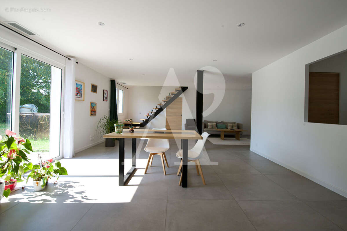 Architectures rénovée - 2023 - maison familiale sadirac - photo 7