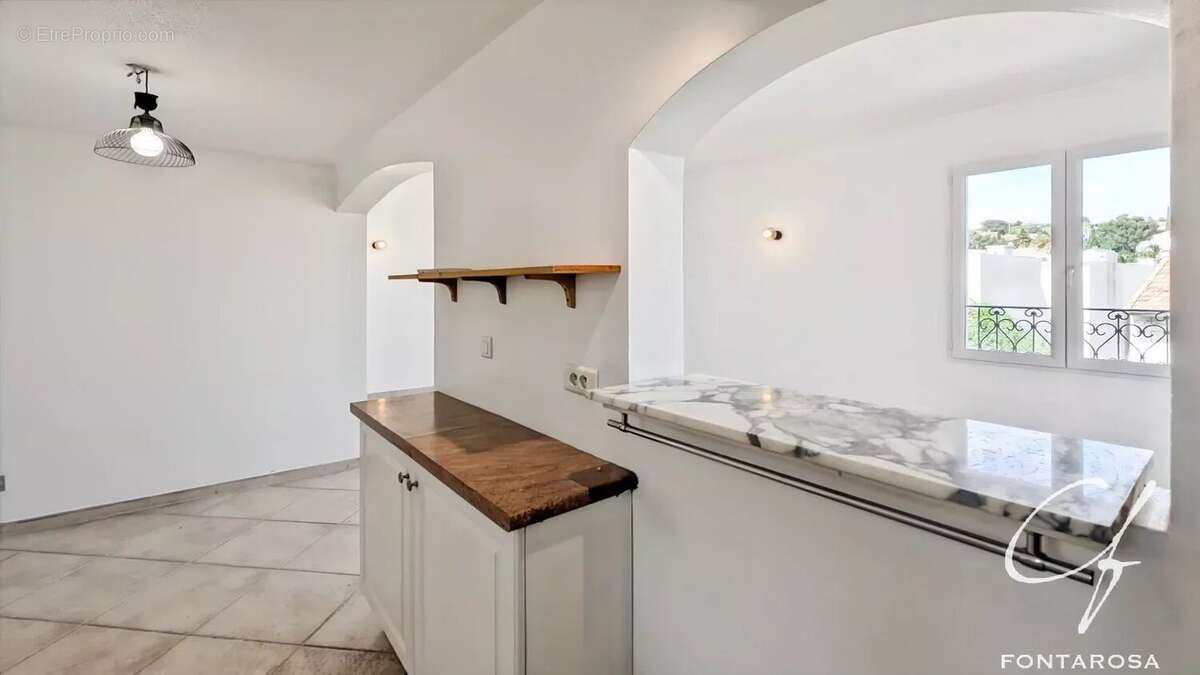 Saint-Raphael exclusivité maison divisée en 2 appartements - photo 6