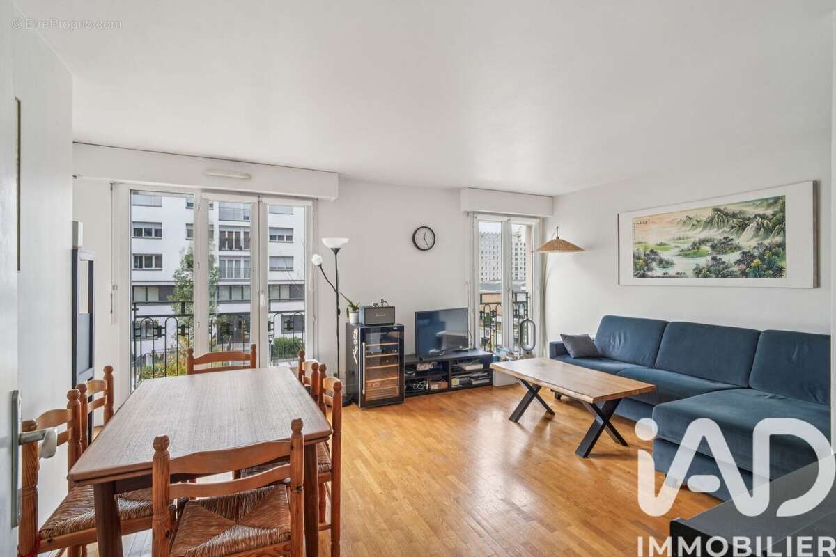 Photo 2 - Appartement à MONTROUGE