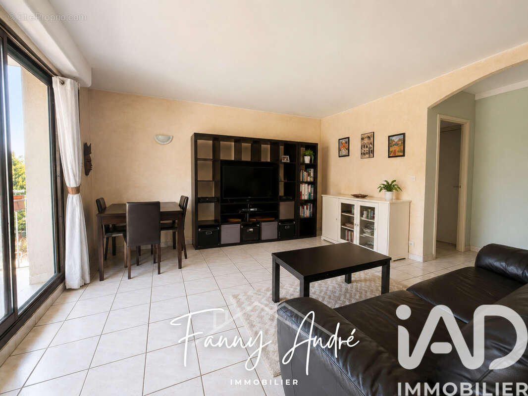 Photo 3 - Appartement à MARSEILLE-13E