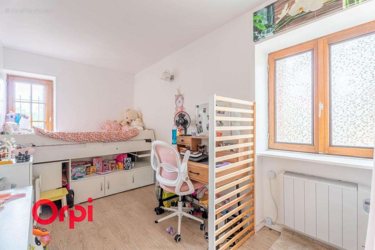 Appartement à LENTILLY
