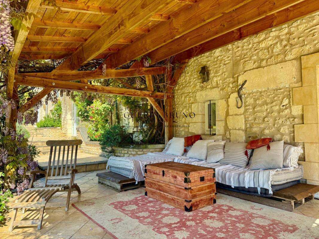 Maison à SAINT-FELIX-DE-BOURDEILLES