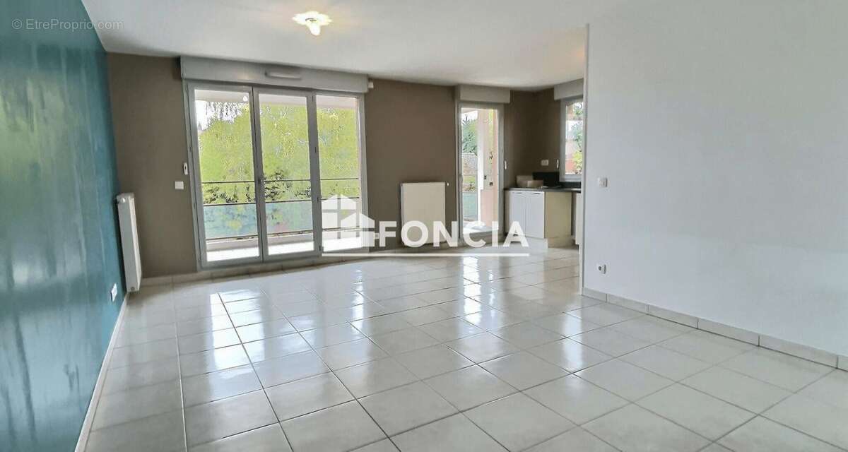 Appartement à CRAPONNE