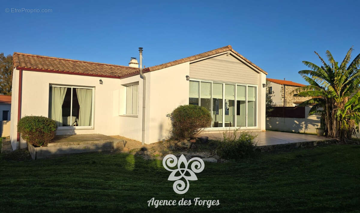 Maison à VIEILLEVIGNE