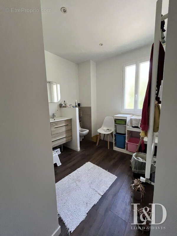 Maison à SAUGNAC-ET-CAMBRAN