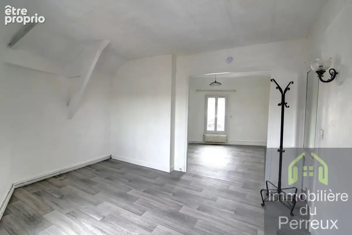 Dernier étage   3 pièces 59 m2   Esprit atelier ancien, lumi - photo 6