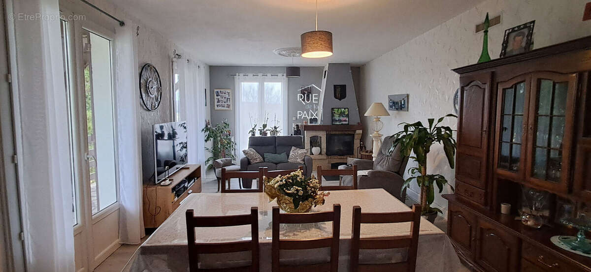 Maison Beaumont Saint Cyr 105 m2 - photo 5