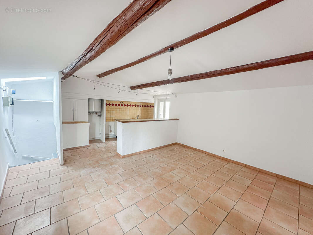 Appartement à MARSEILLE-12E