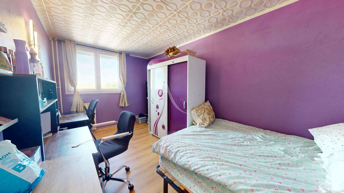 Appartement à CHILLY-MAZARIN