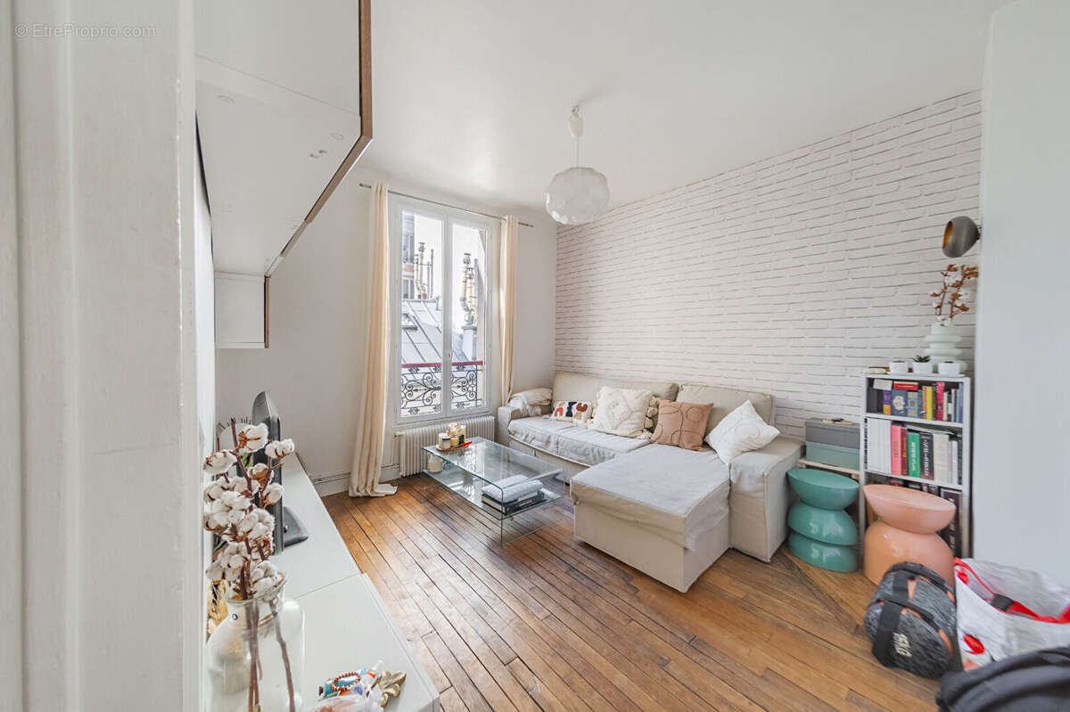 Appartement à PARIS-15E