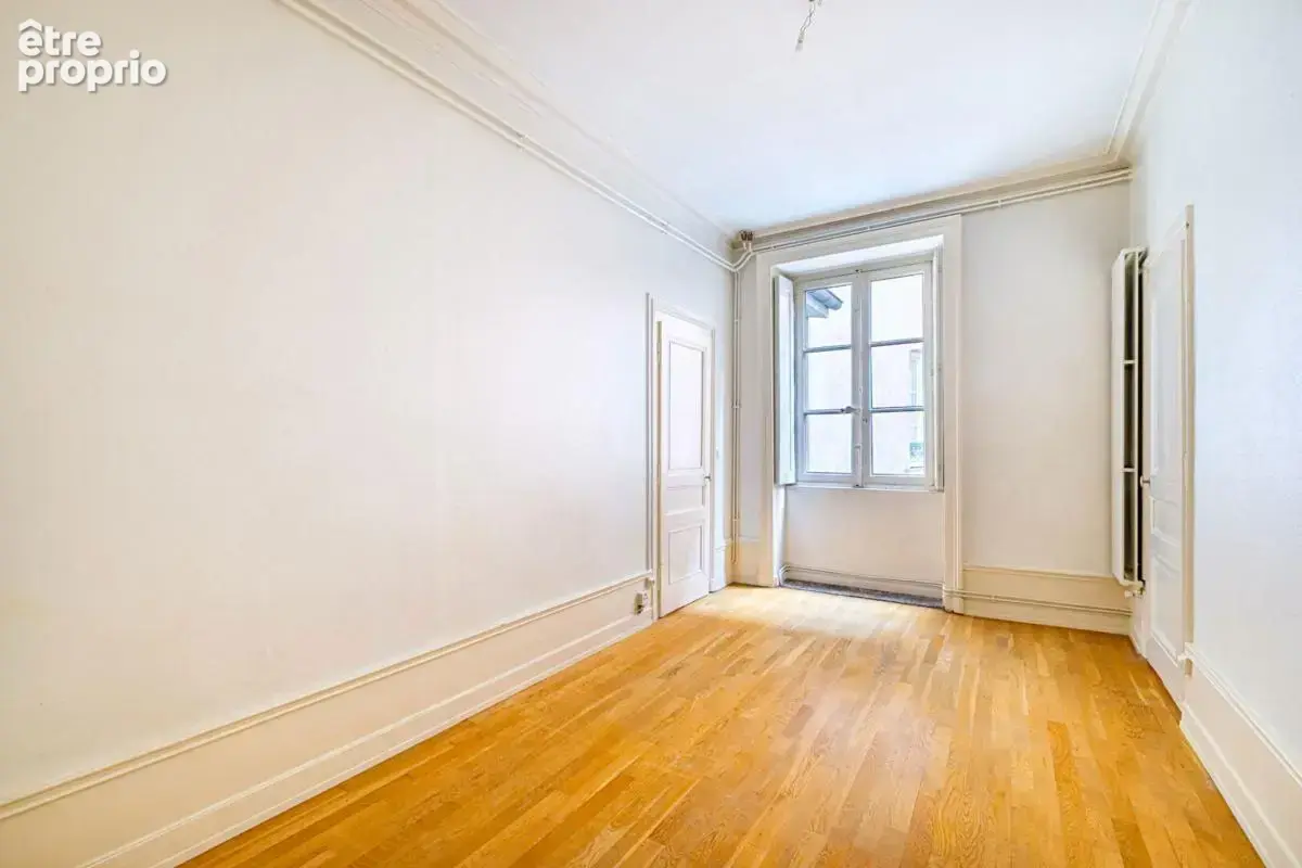 Vente appartement T4 - Ainay 141m² - photo 13