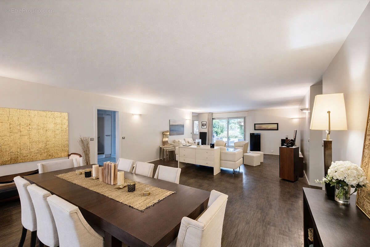 Appartement à SURESNES
