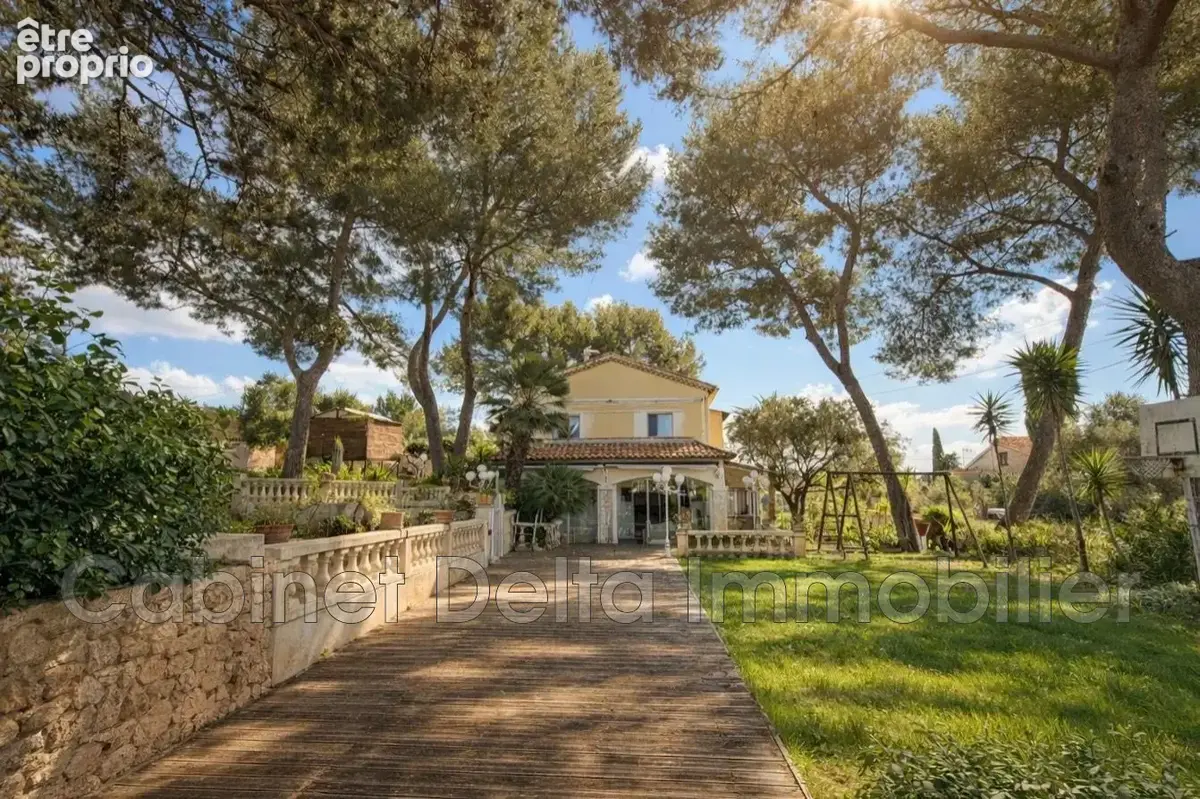 Maison 12 pièces 260 m² à vendre à Bandol (83150) - photo 2